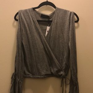 ✨NEW✨ crop/ long open sleeve shirt